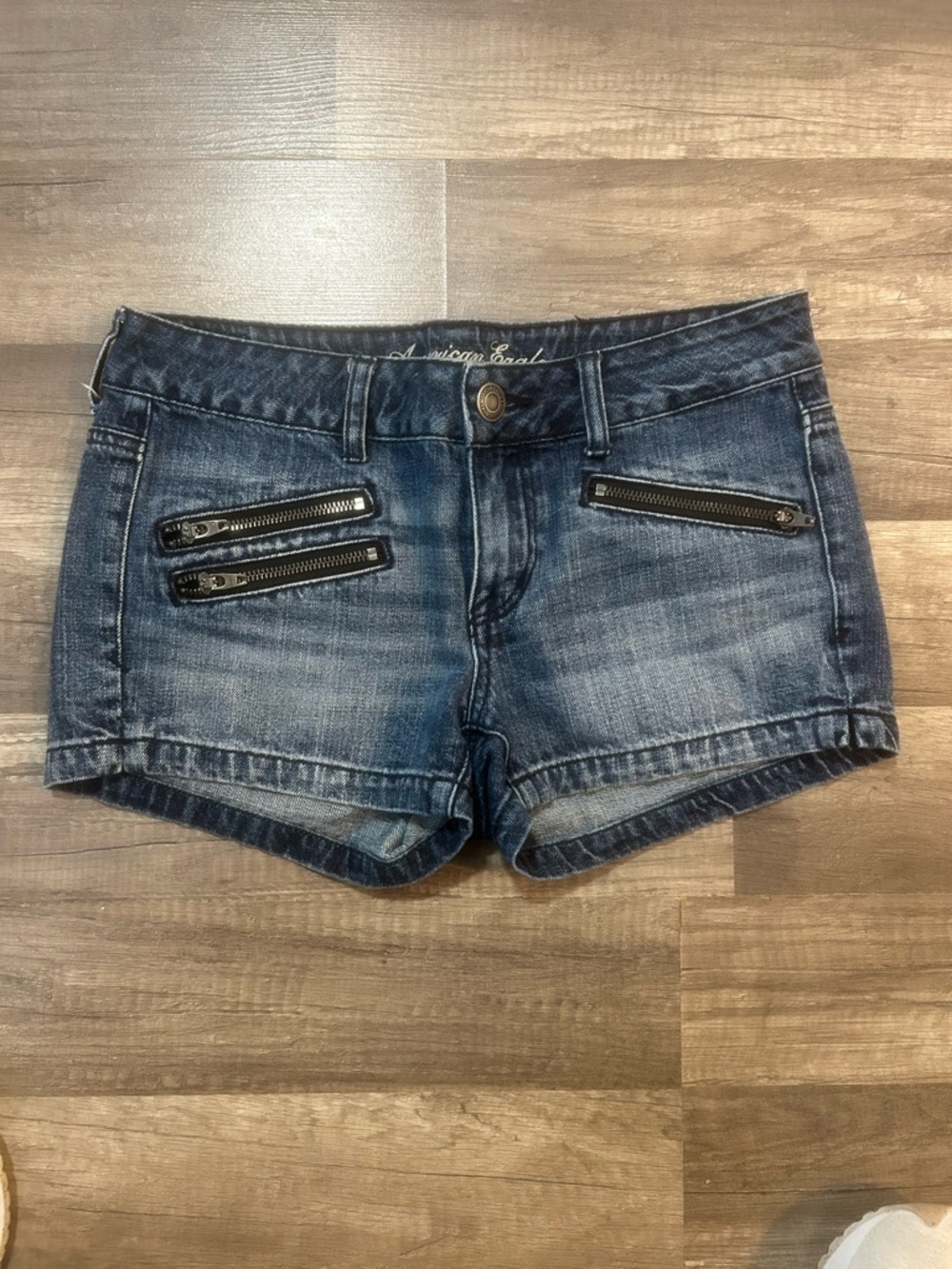 Denim Mid-Rise Zip-Pocket Women’s Shorts  Blue Size 2